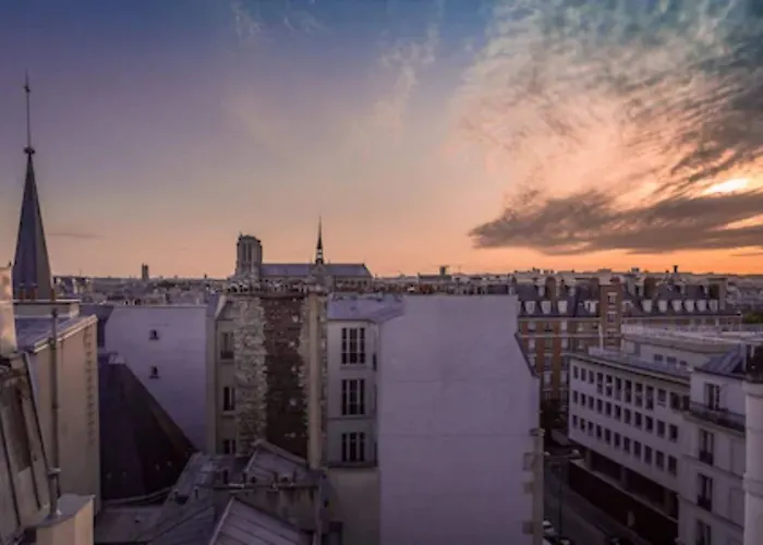 Les Bulles De Hotel Paris