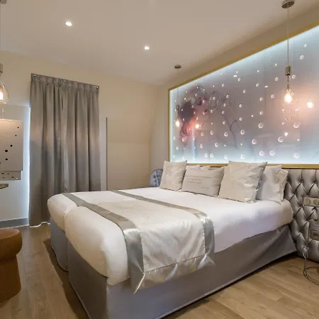 Les Bulles De Hotel