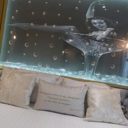 Les Bulles De Hotel Paris