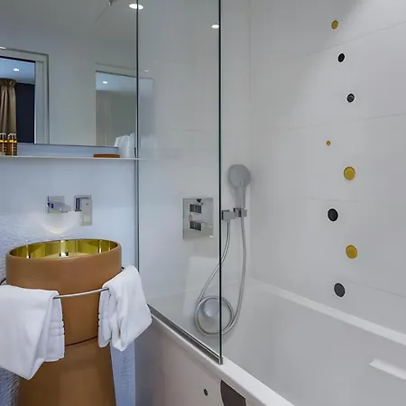 Les Bulles De Hotel Paris