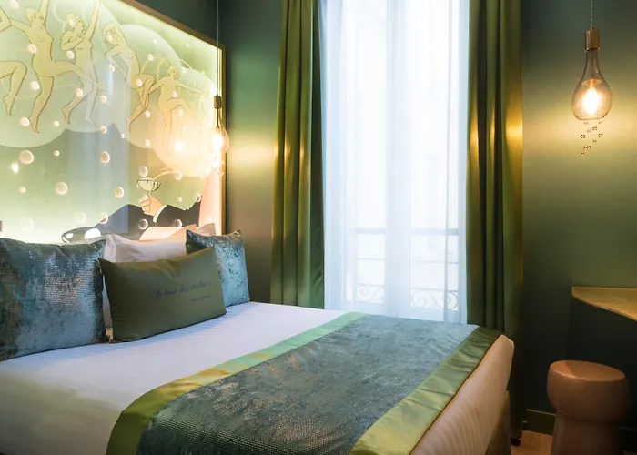 호텔 레 뷜르 드 파리