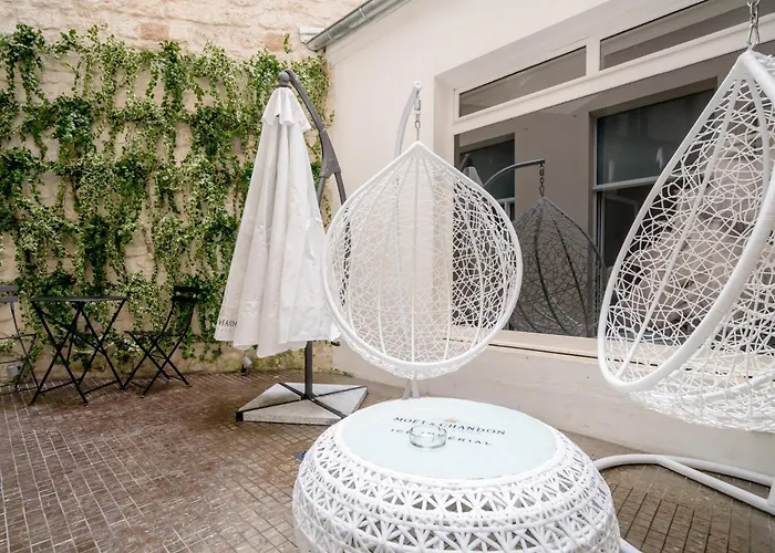 Hotel Les Bulles De Paris
