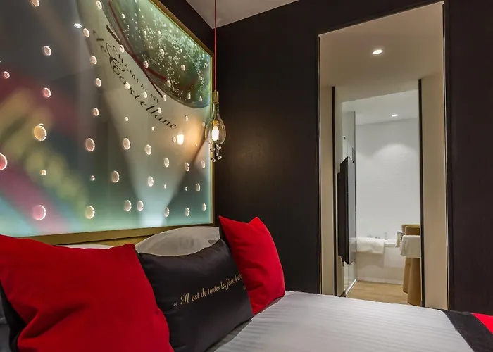 Les Bulles De Hotel Paris